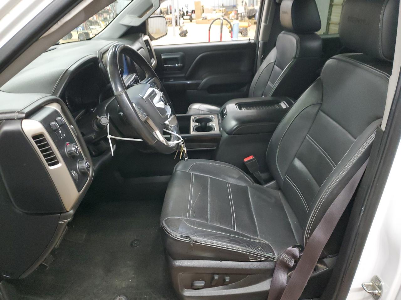 2016 GMC Sierra - Image 7