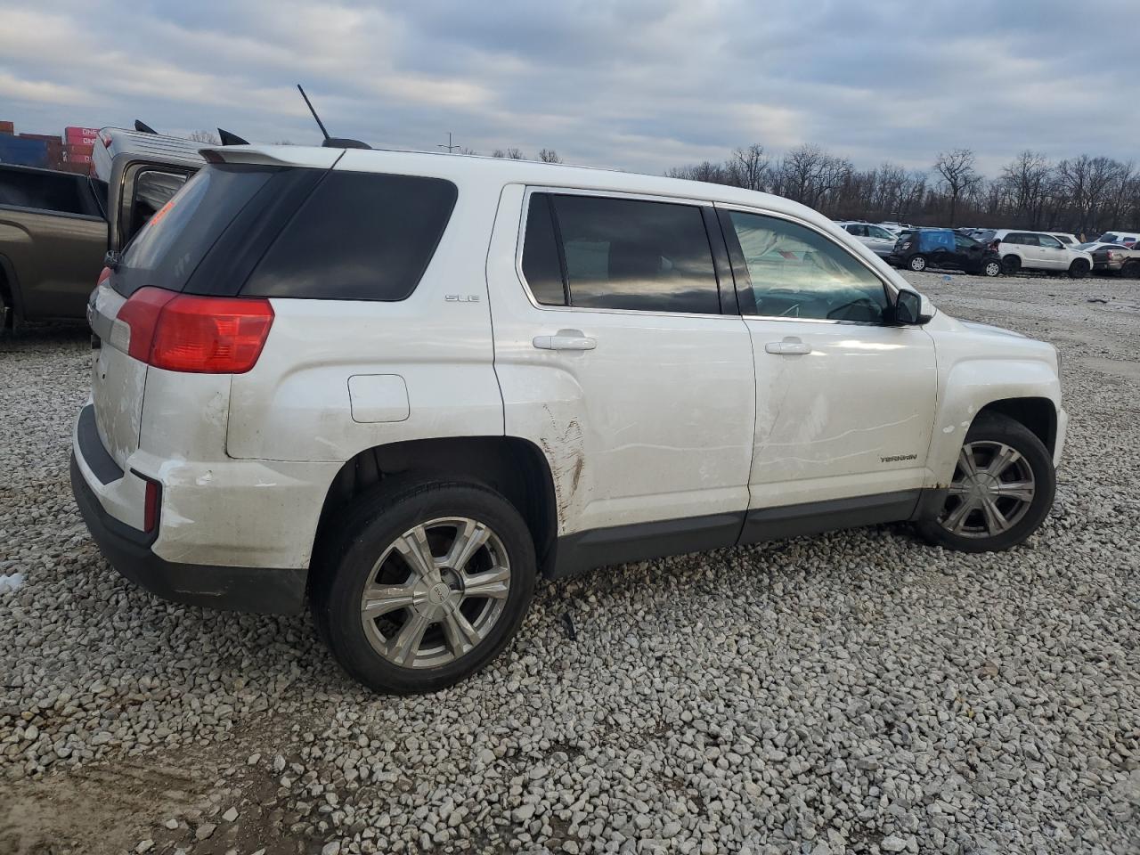 2017 GMC Terrain - Image 3