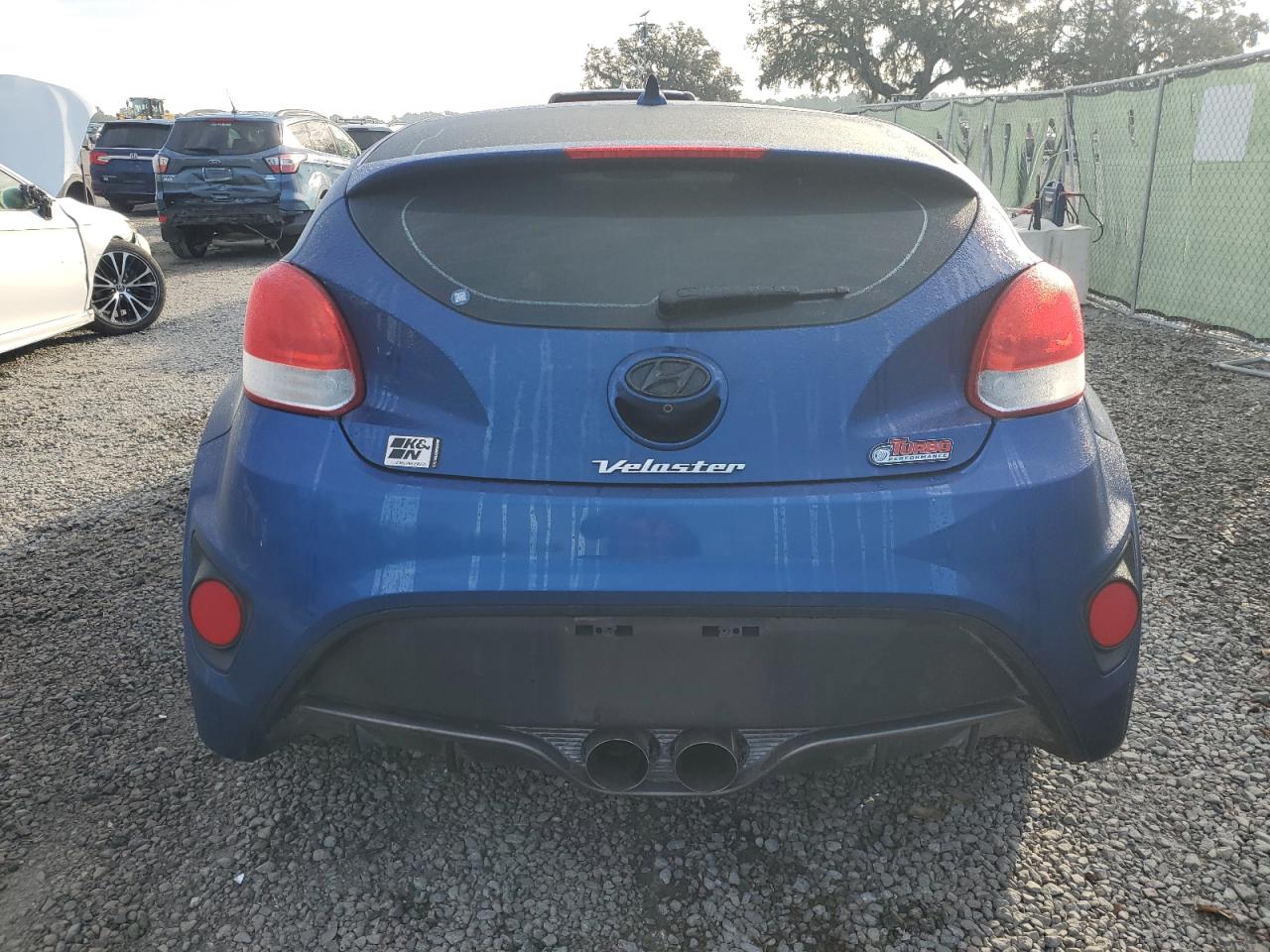 2016 Hyundai Veloster - Image 6