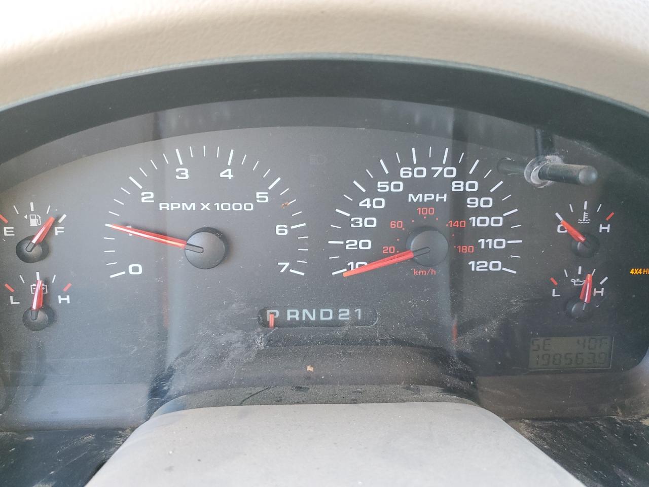 2005 Ford F-150 - Image 9