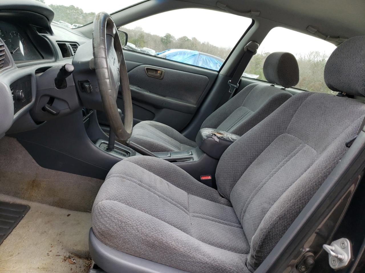 2000 Toyota Camry - Image 7
