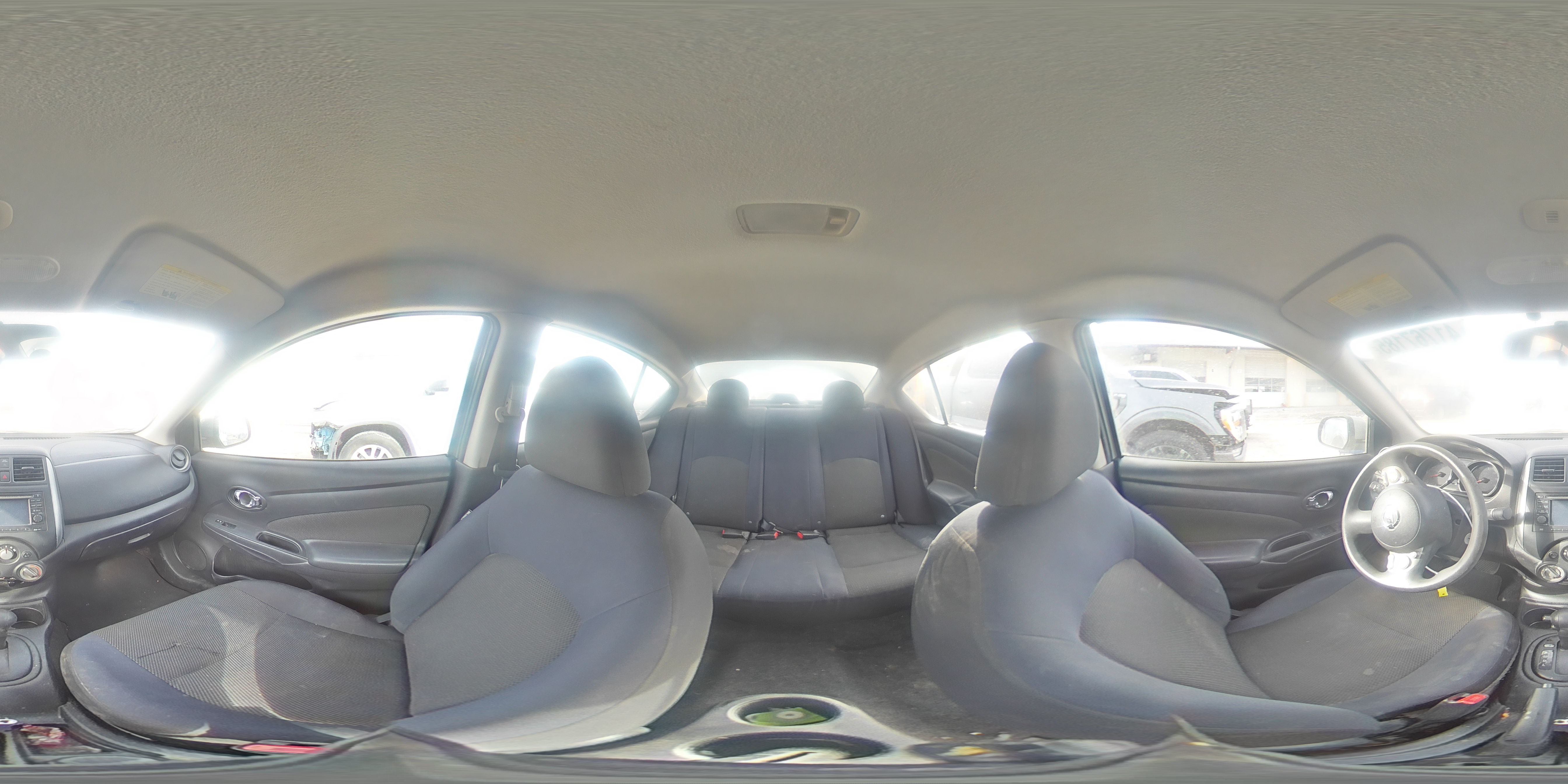2012 Nissan Versa - Image 13