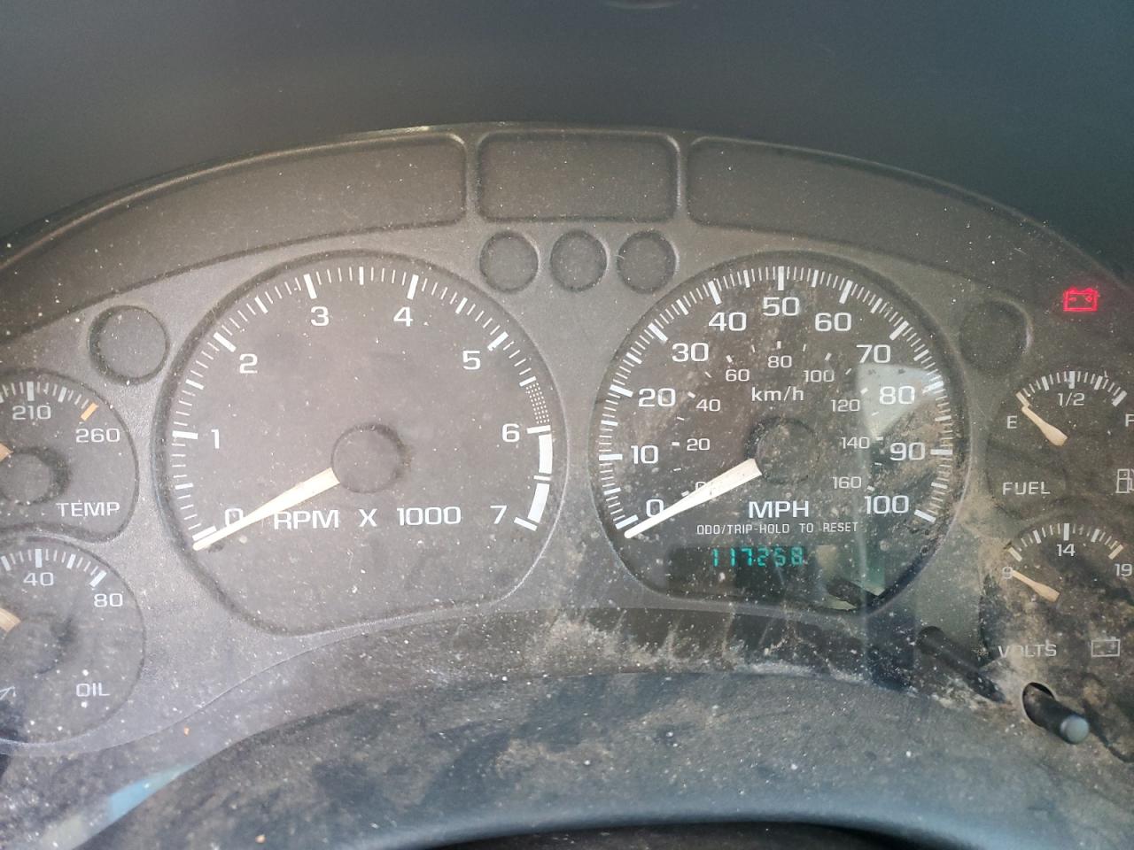 2002 Chevrolet S-10 Pickup - Image 9