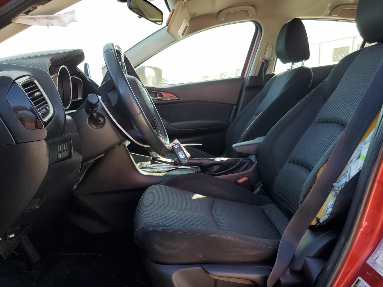 2015 Mazda 3 - Image 7