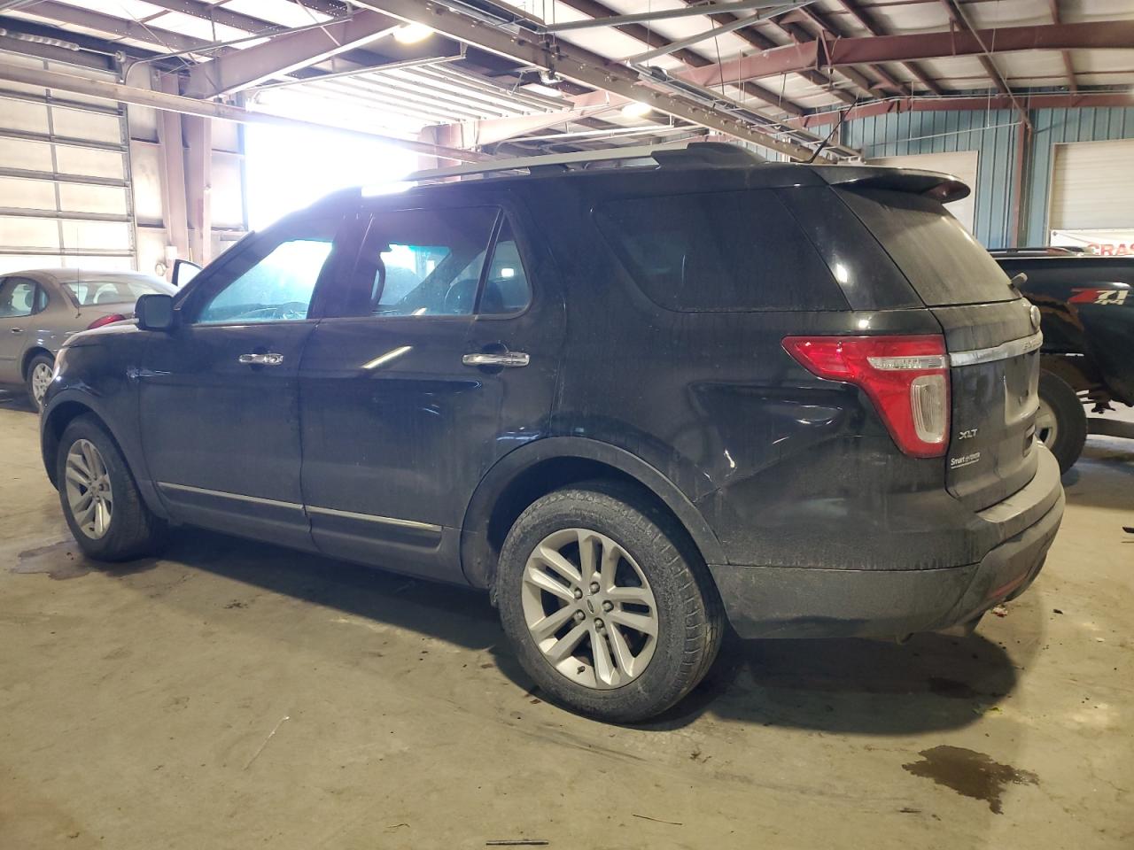 2013 Ford Explorer - Image 2