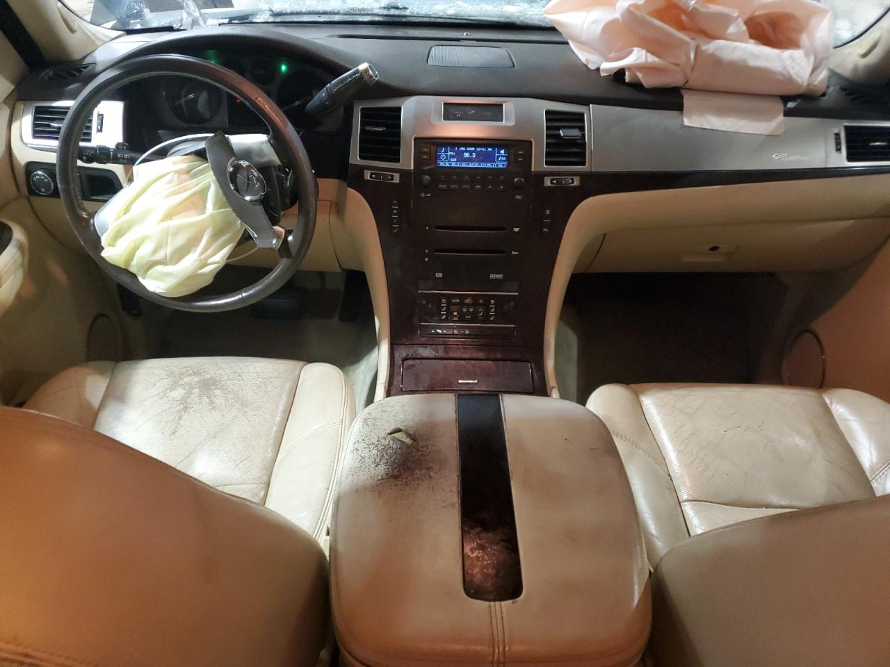 2007 Cadillac Escalade - Image 8