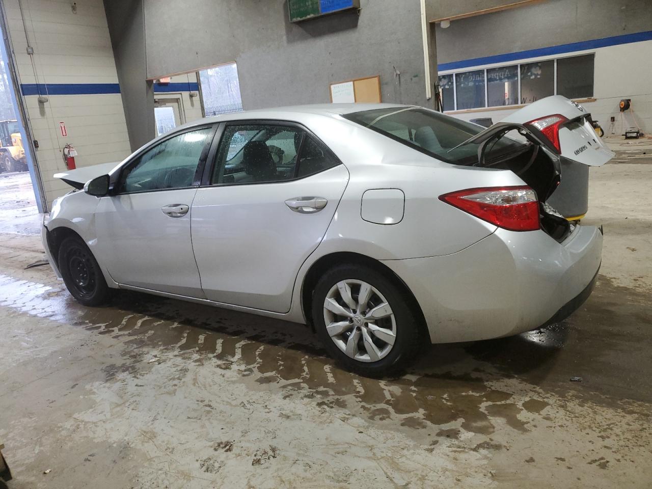 2015 Toyota Corolla - Image 2