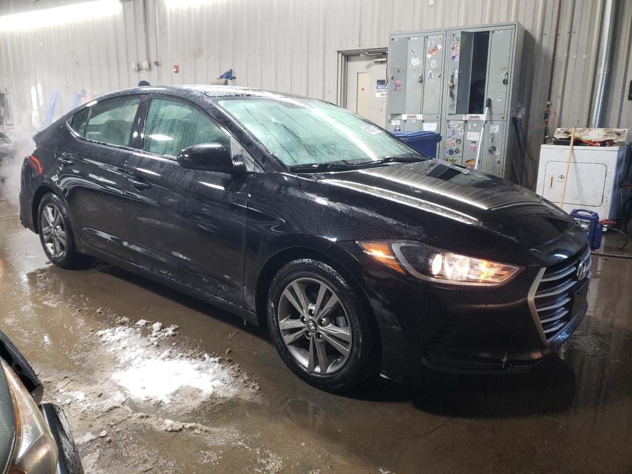 2017 Hyundai Elantra - Image 4
