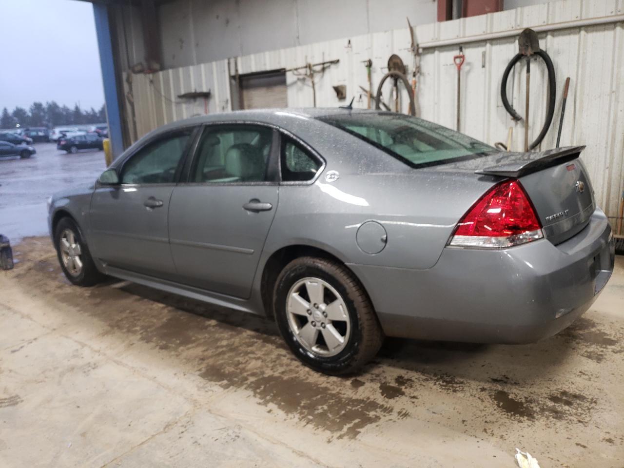 2009 Chevrolet Impala - Image 2