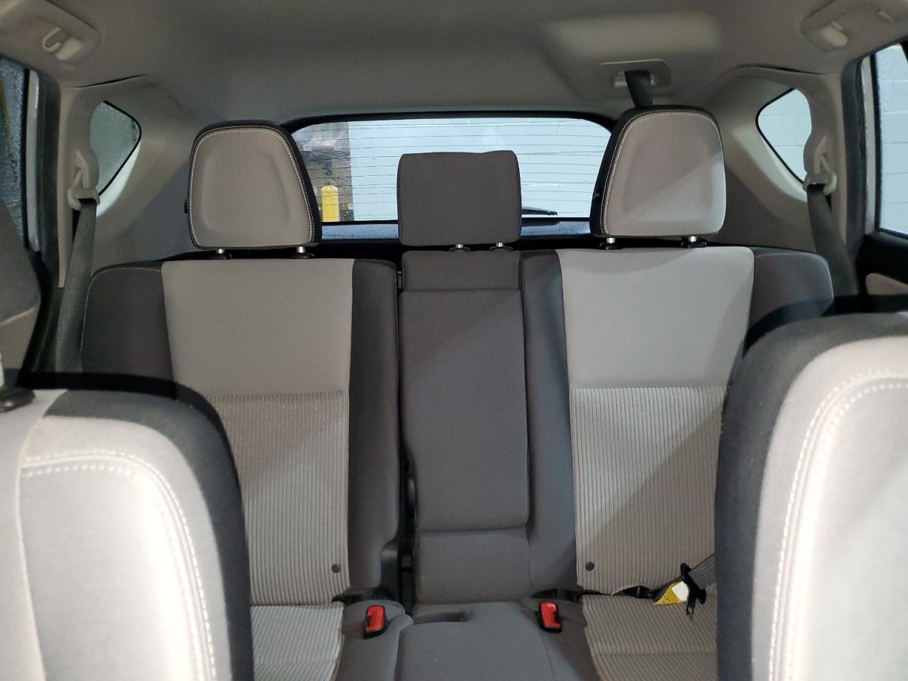 2014 Toyota RAV 4 - Image 10