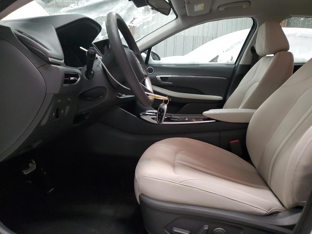 2023 Hyundai Sonata - Image 7