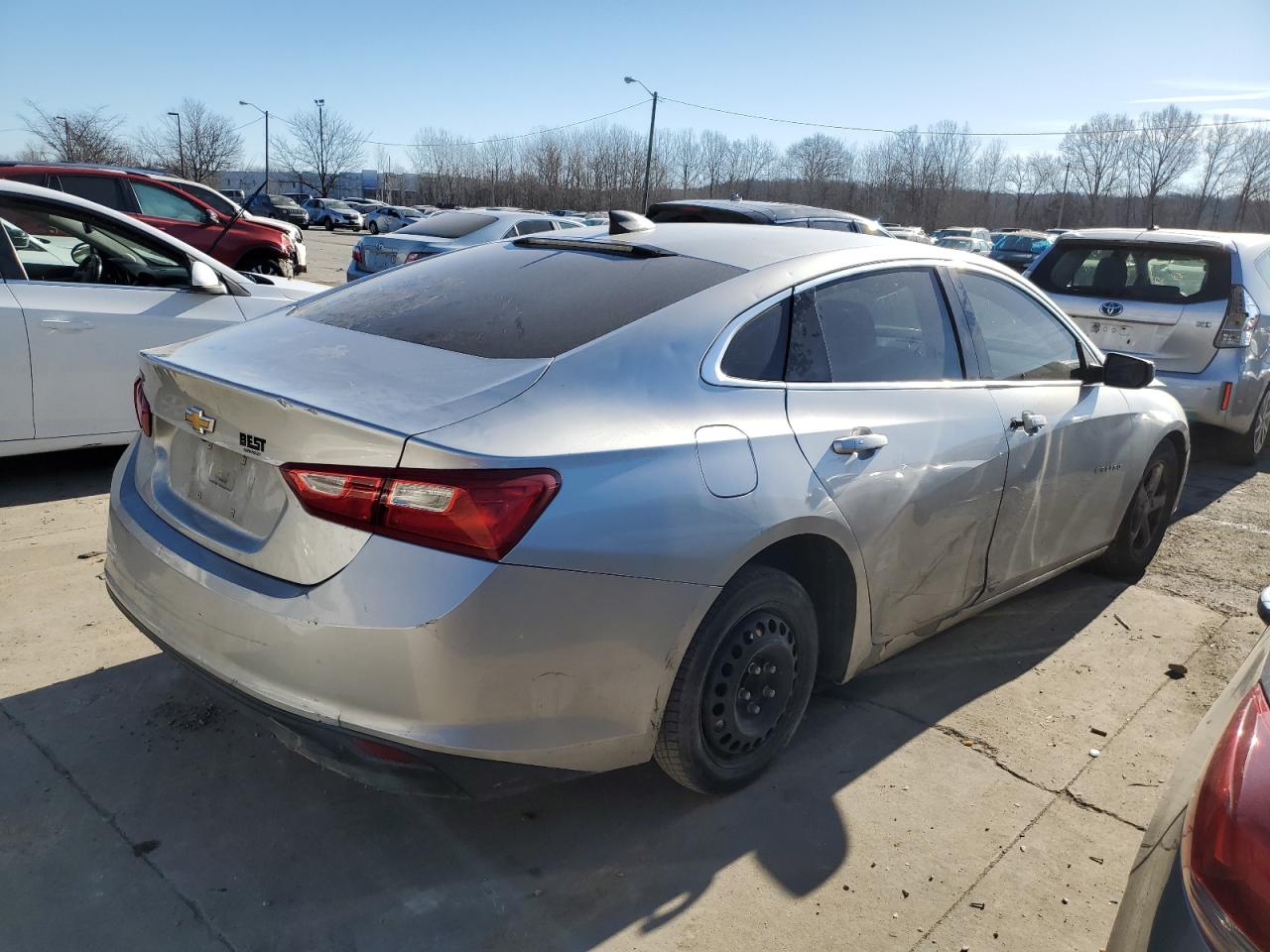 2017 Chevrolet Malibu - Image 3