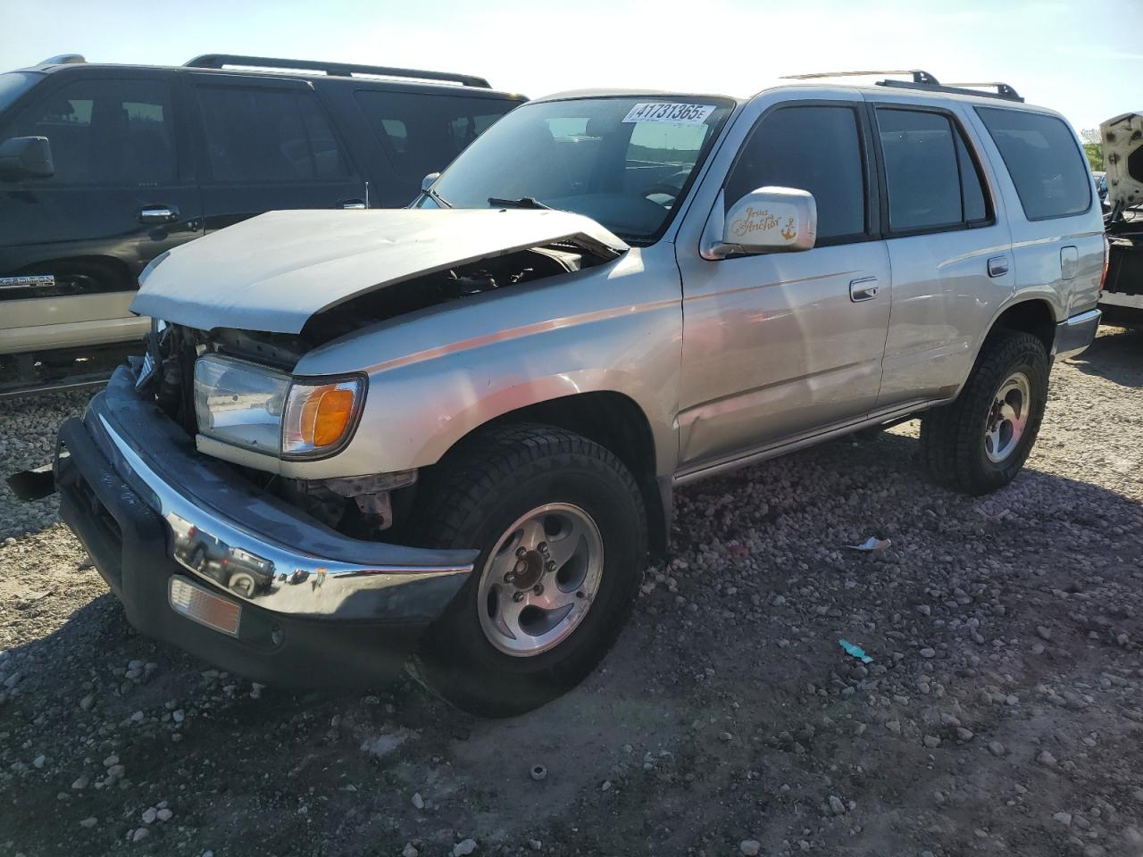 2000 Toyota 4Runner - Image 1