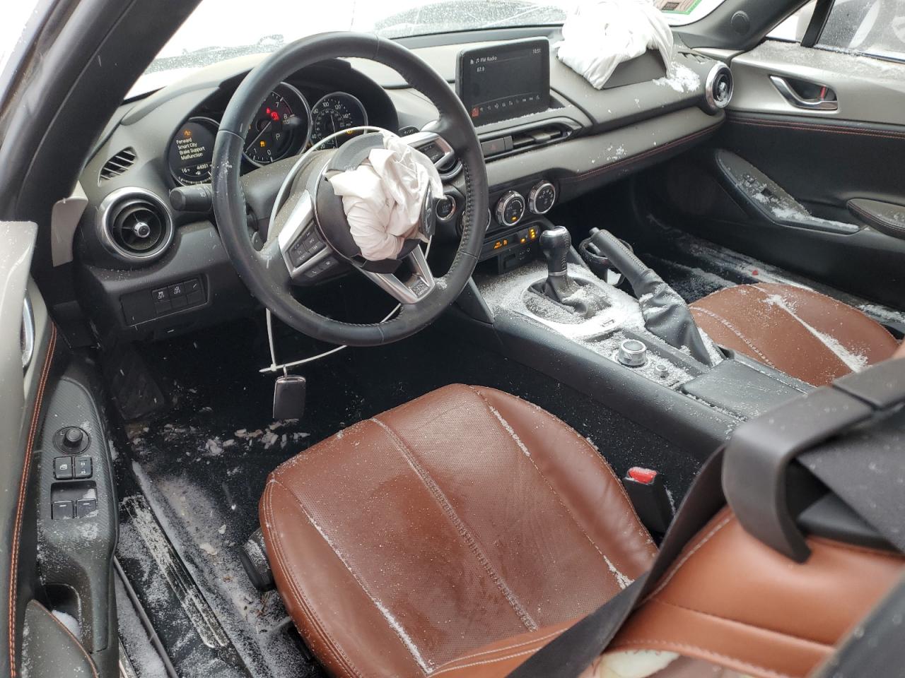 2022 Mazda MX-5 - Image 8