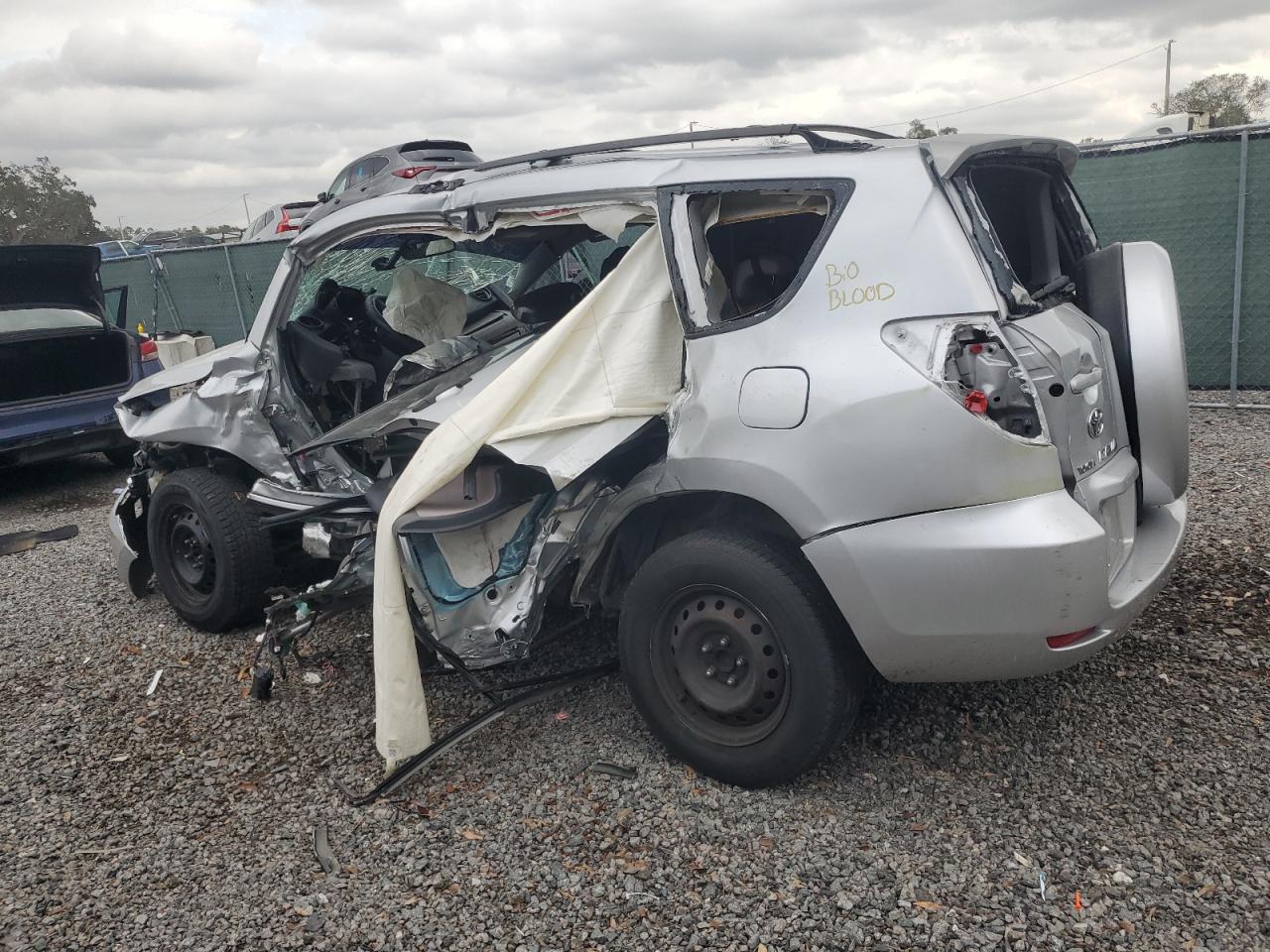 2007 Toyota RAV 4 - Image 2
