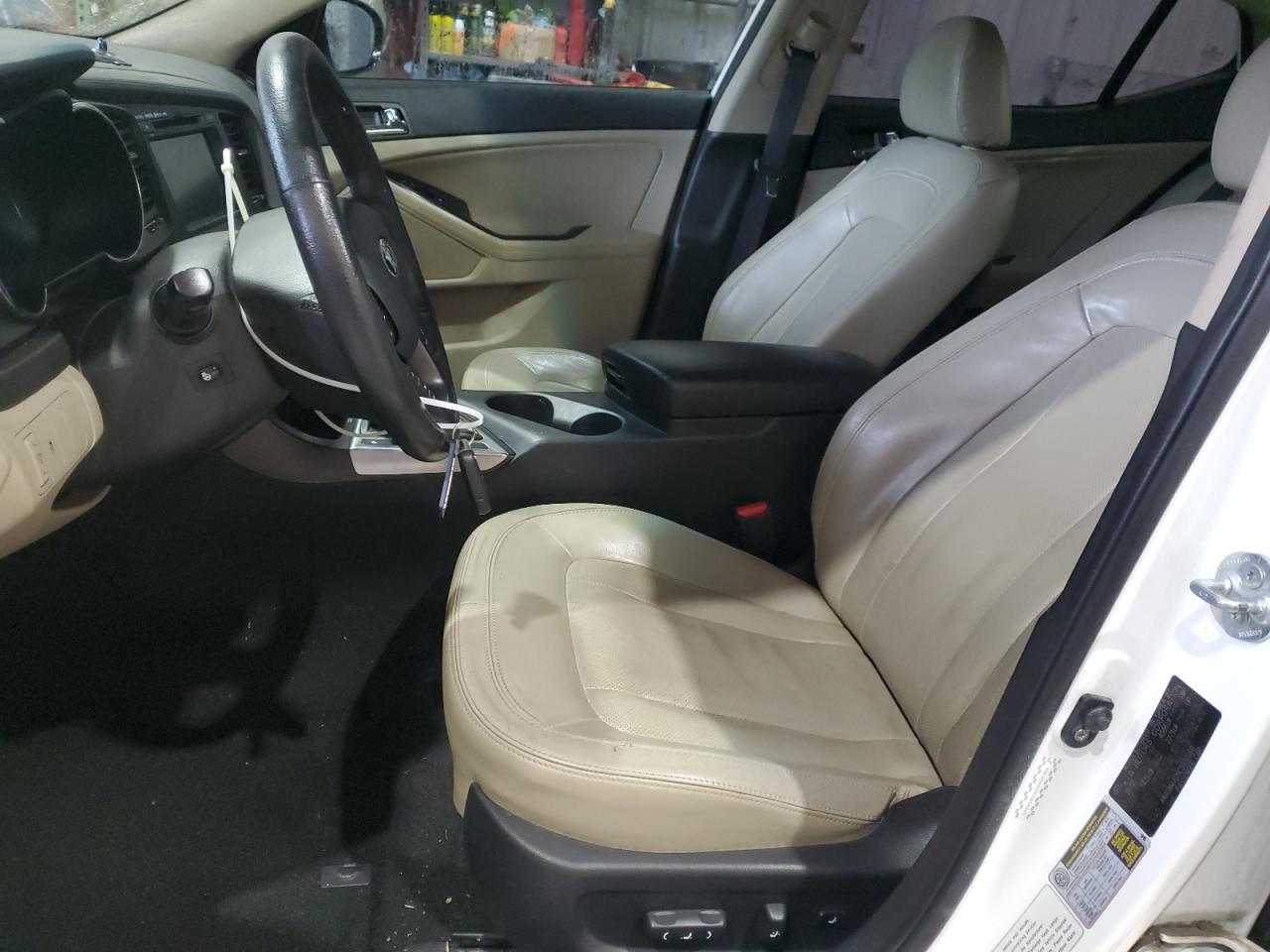 2012 Kia Optima - Image 7