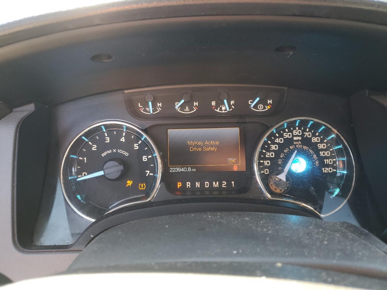 2011 Ford F-150 - Image 9