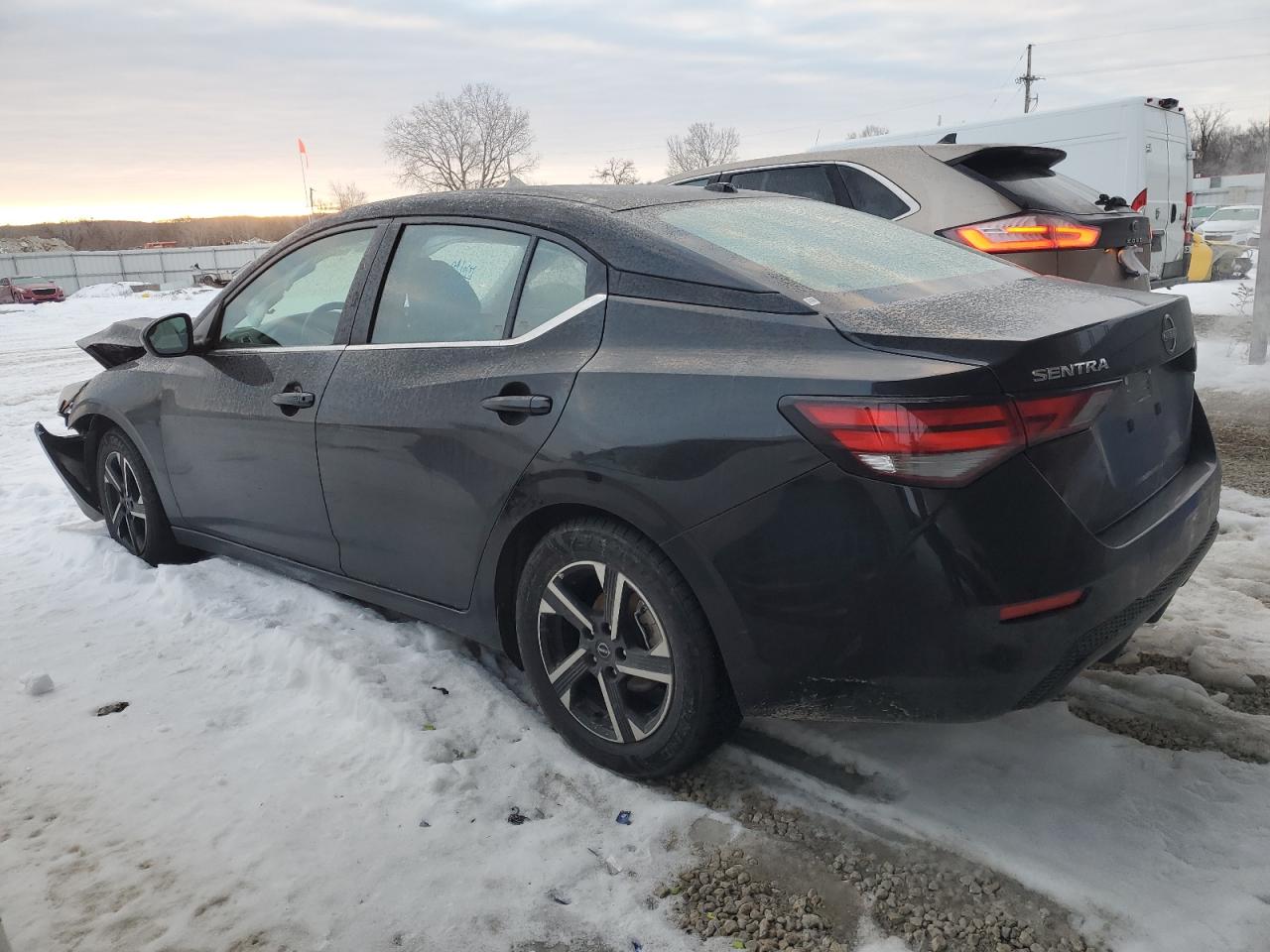 2024 Nissan Sentra - Image 2