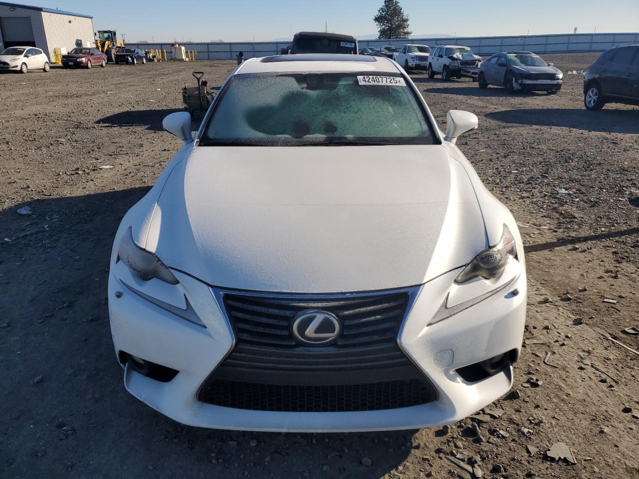 2014 Lexus IS - Image 5