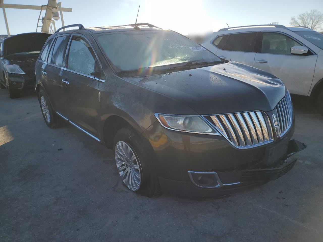 2011 Lincoln MKX - Image 4