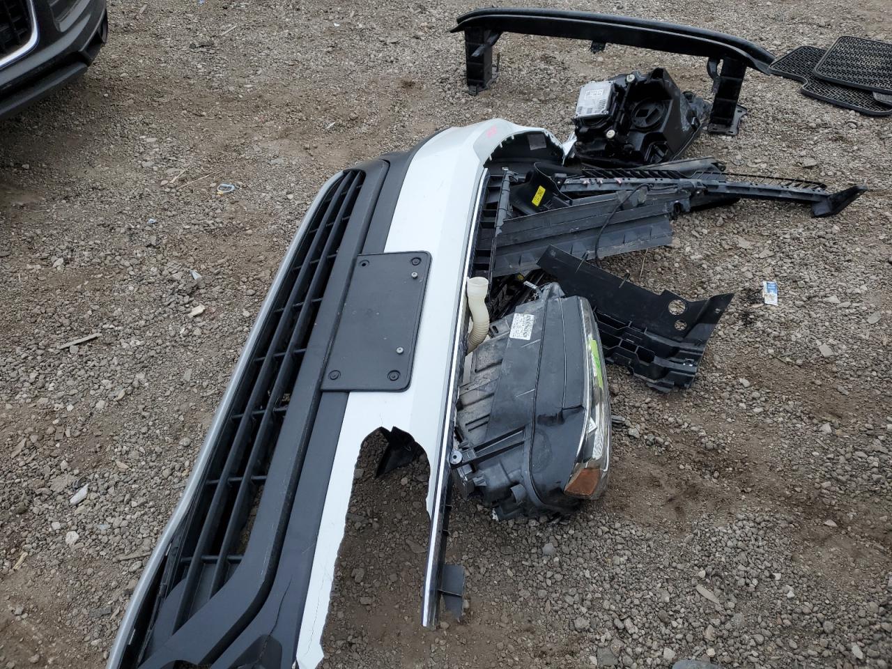 2019 Volkswagen Atlas - Image 13