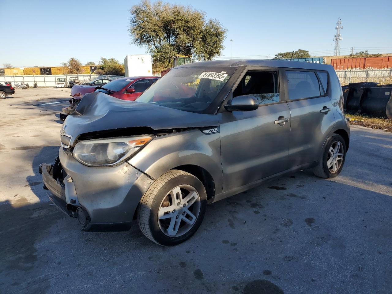 VIN KNDJN2A26G7381646 2016 KIA SOUL no.1