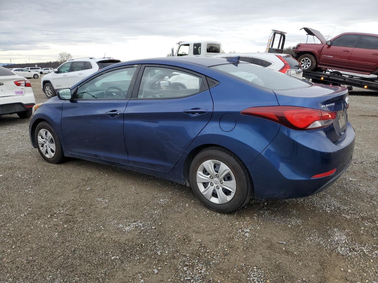 VIN 5NPDH4AE9GH697080 2016 HYUNDAI ELANTRA no.2