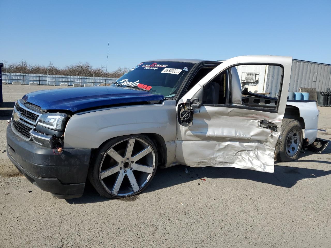 2007 Chevrolet Silverado - Image 1