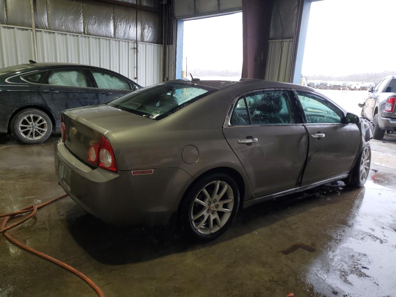 2011 Chevrolet Malibu - Image 3