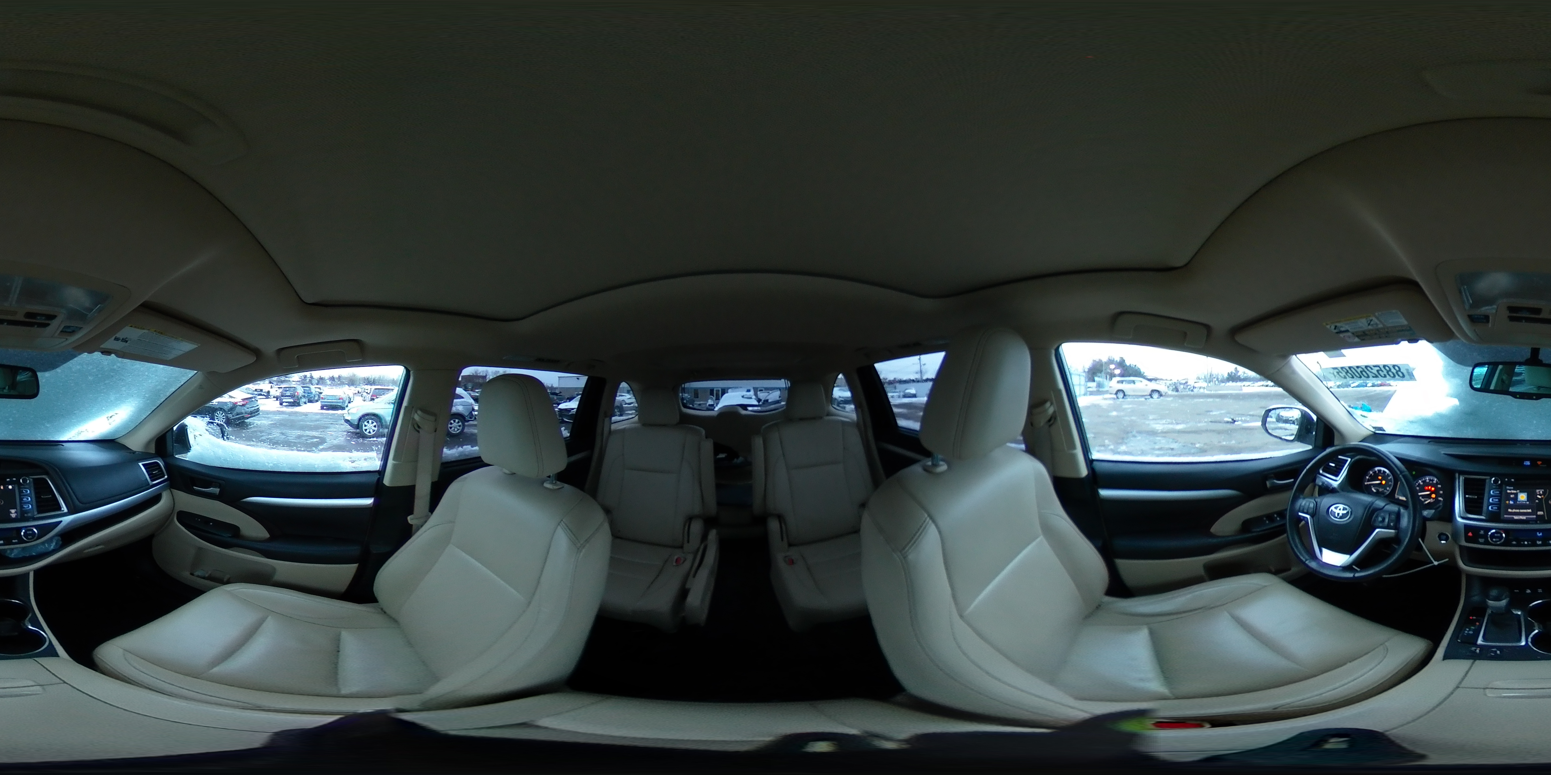 2014 Toyota Highlander - Image 13