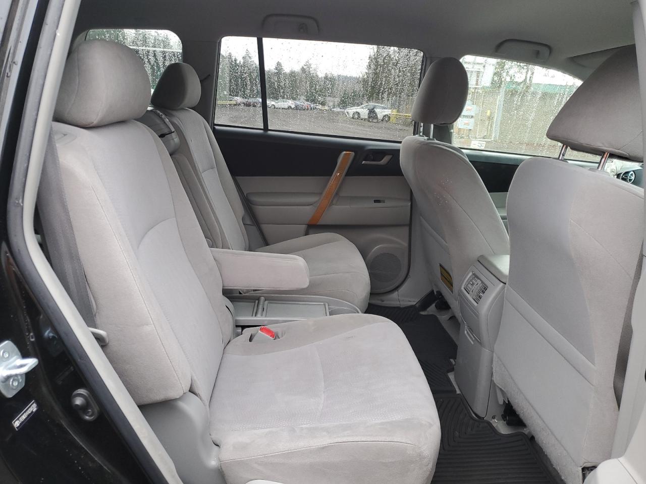 2010 Toyota Highlander - Image 11
