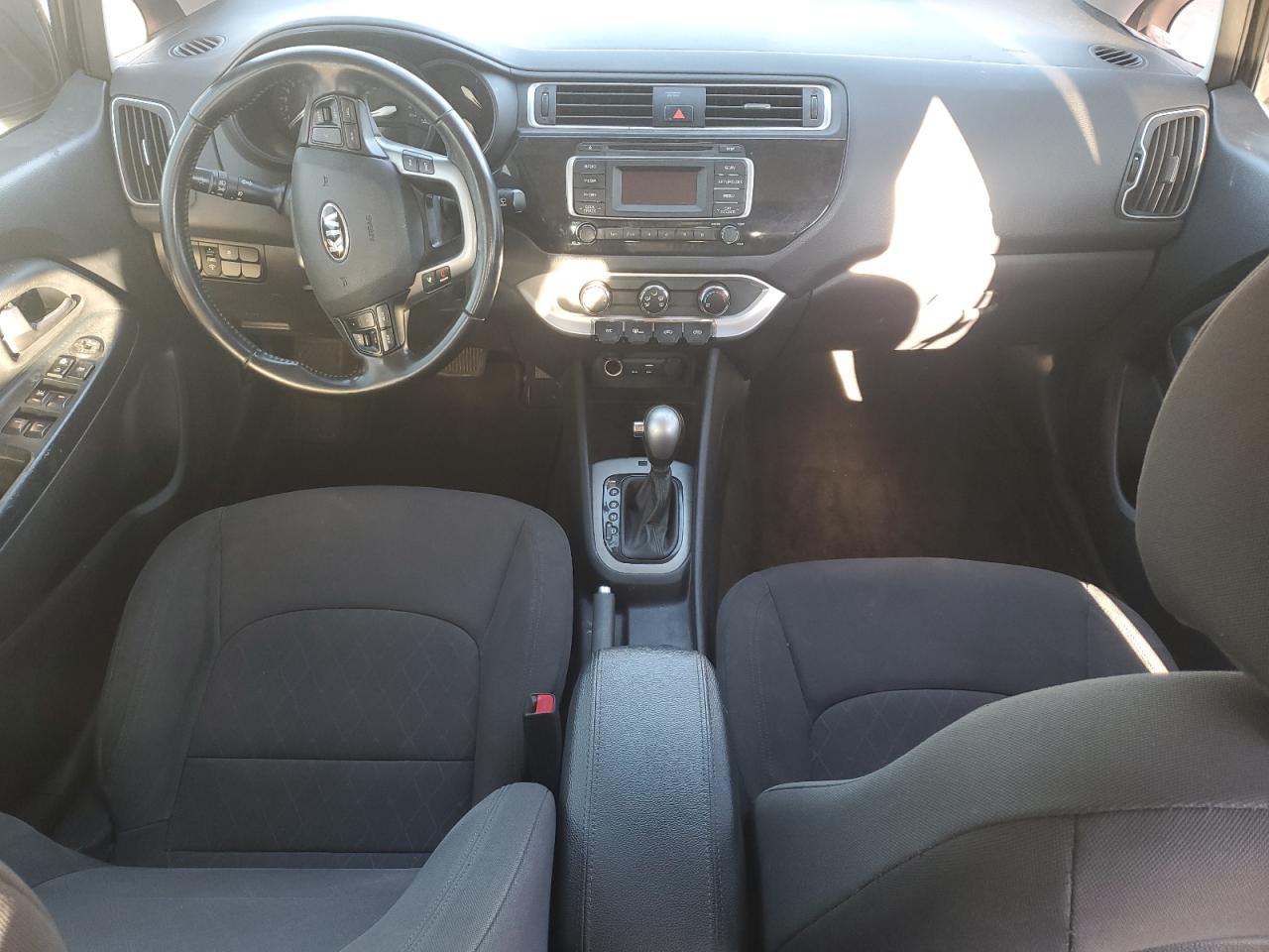 2016 Kia Rio - Image 8