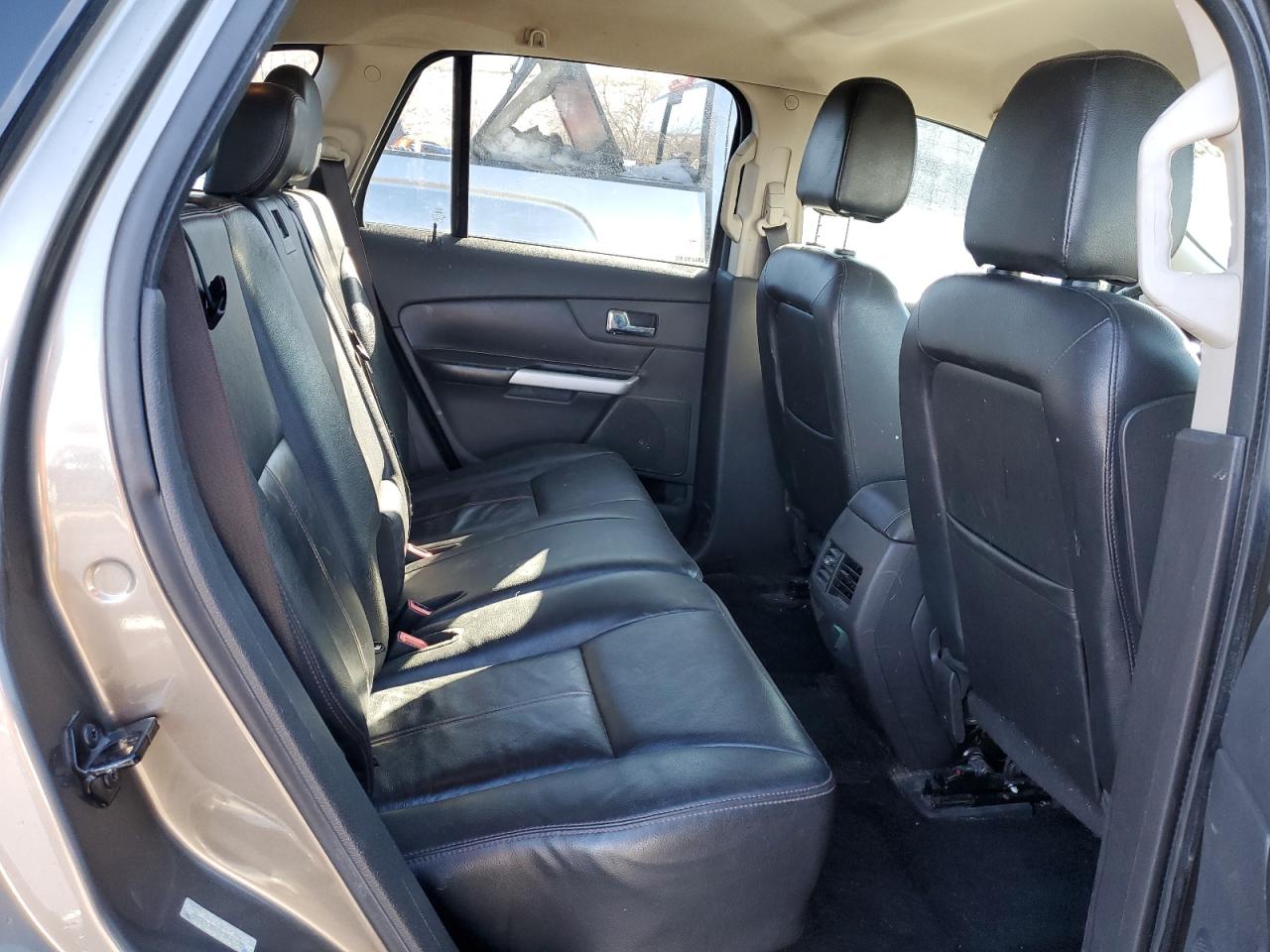 2013 Ford Edge - Image 11