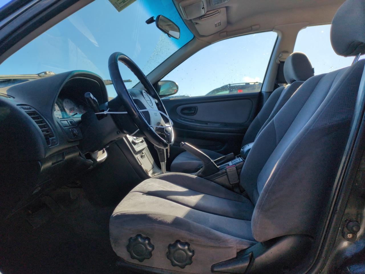 2001 Nissan Maxima - Image 7