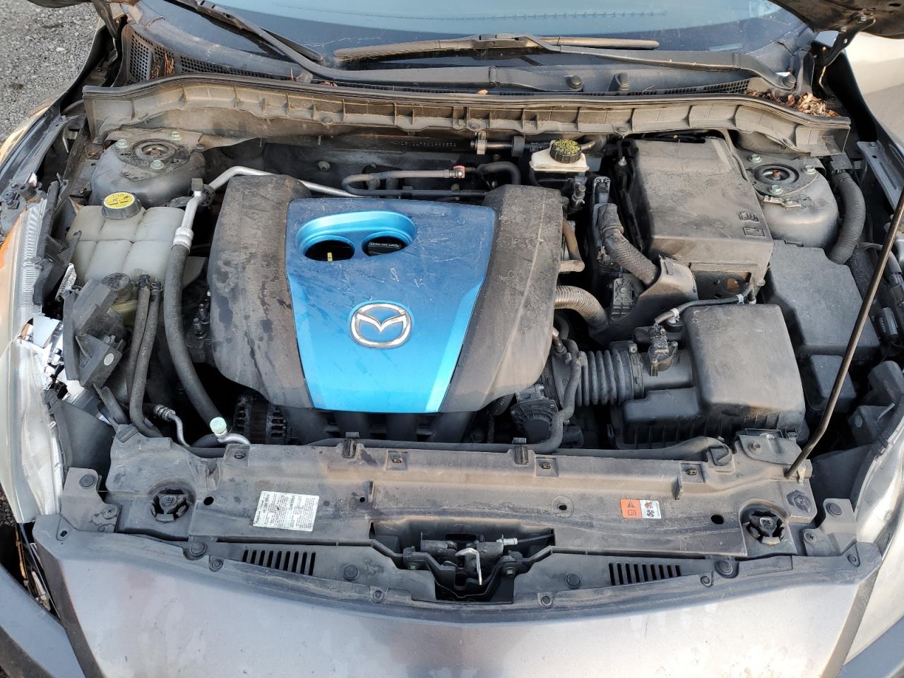 2013 Mazda 3 - Image 12