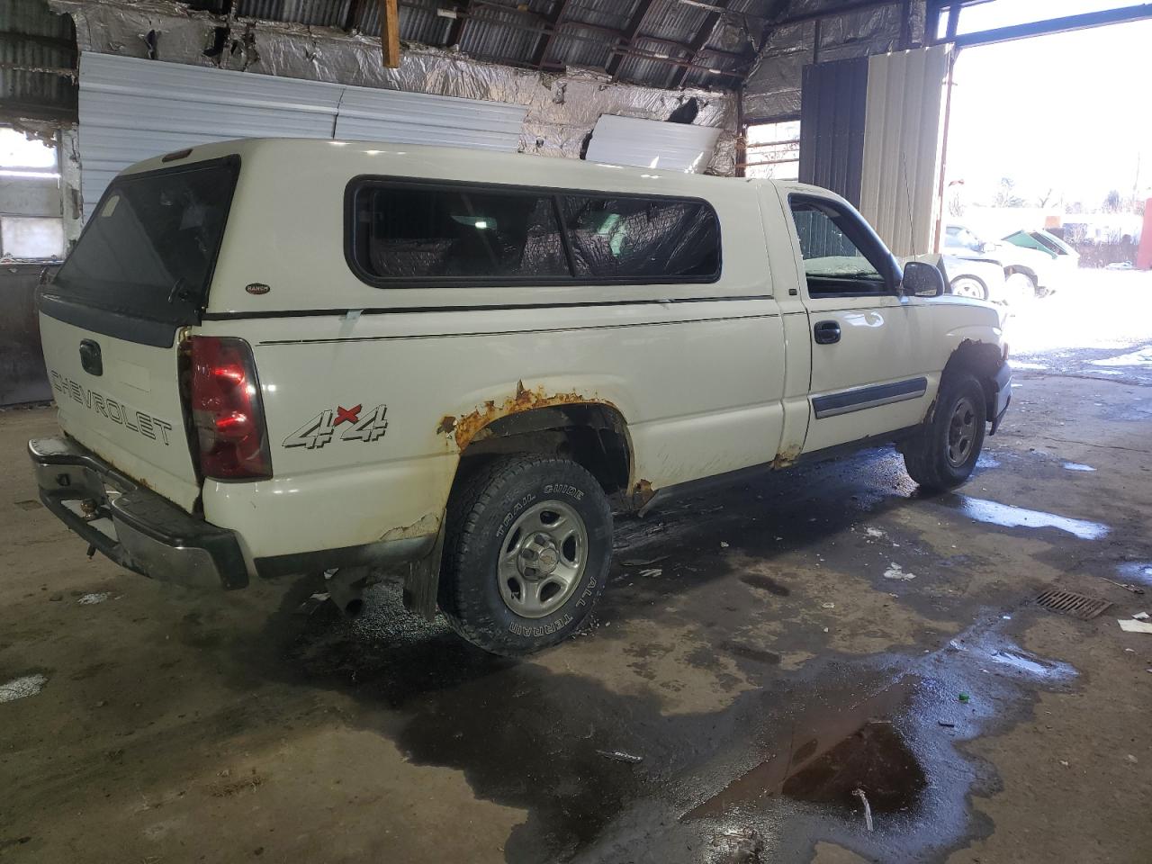 2004 Chevrolet Silverado - Image 3