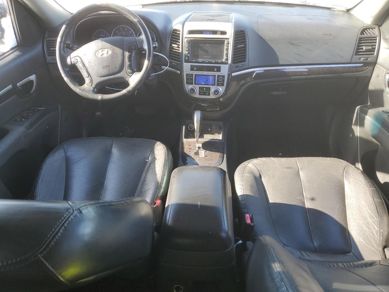 2009 Hyundai Santa Fe - Image 8