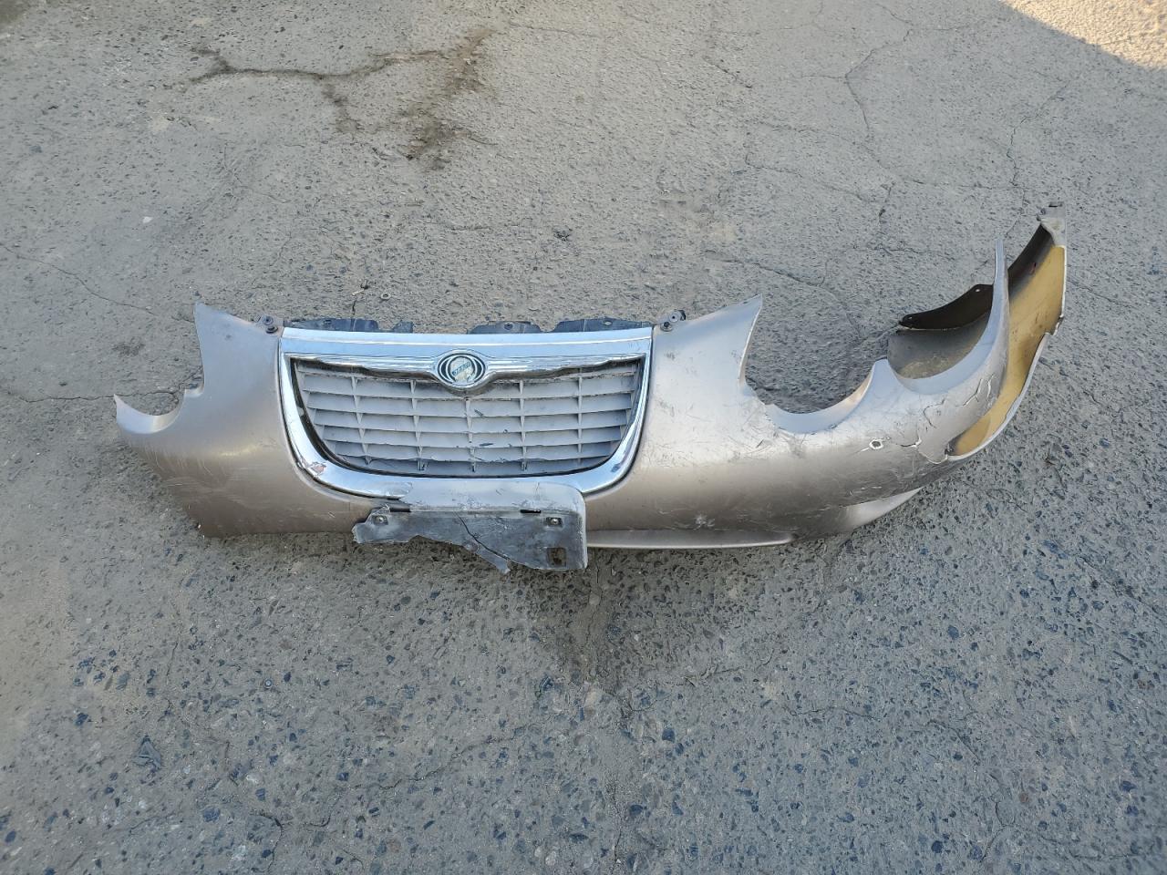 2002 Chrysler 300 - Image 12