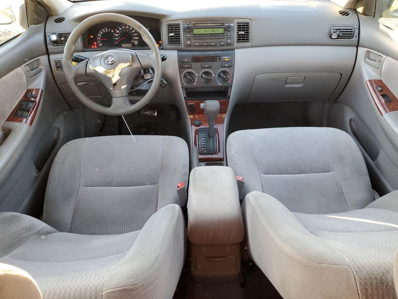 2005 Toyota Corolla - Image 8