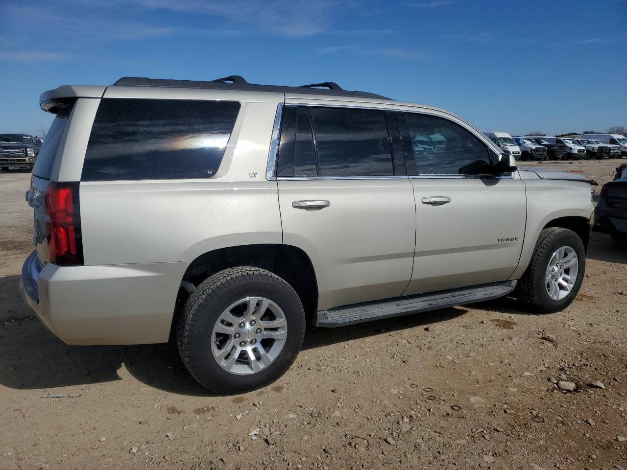 2015 Chevrolet Tahoe - Image 3