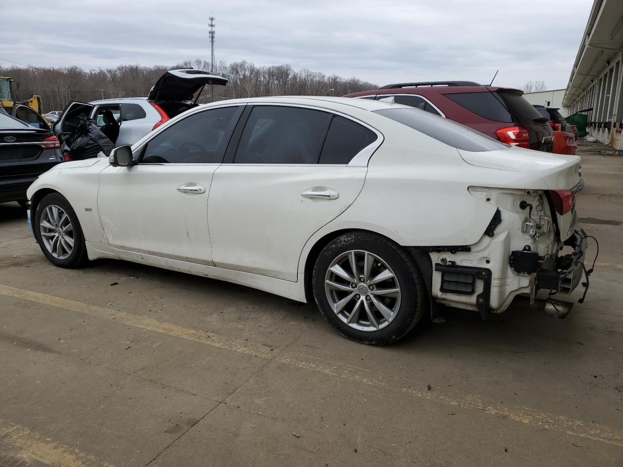 2017 Infiniti Q50 - Image 2