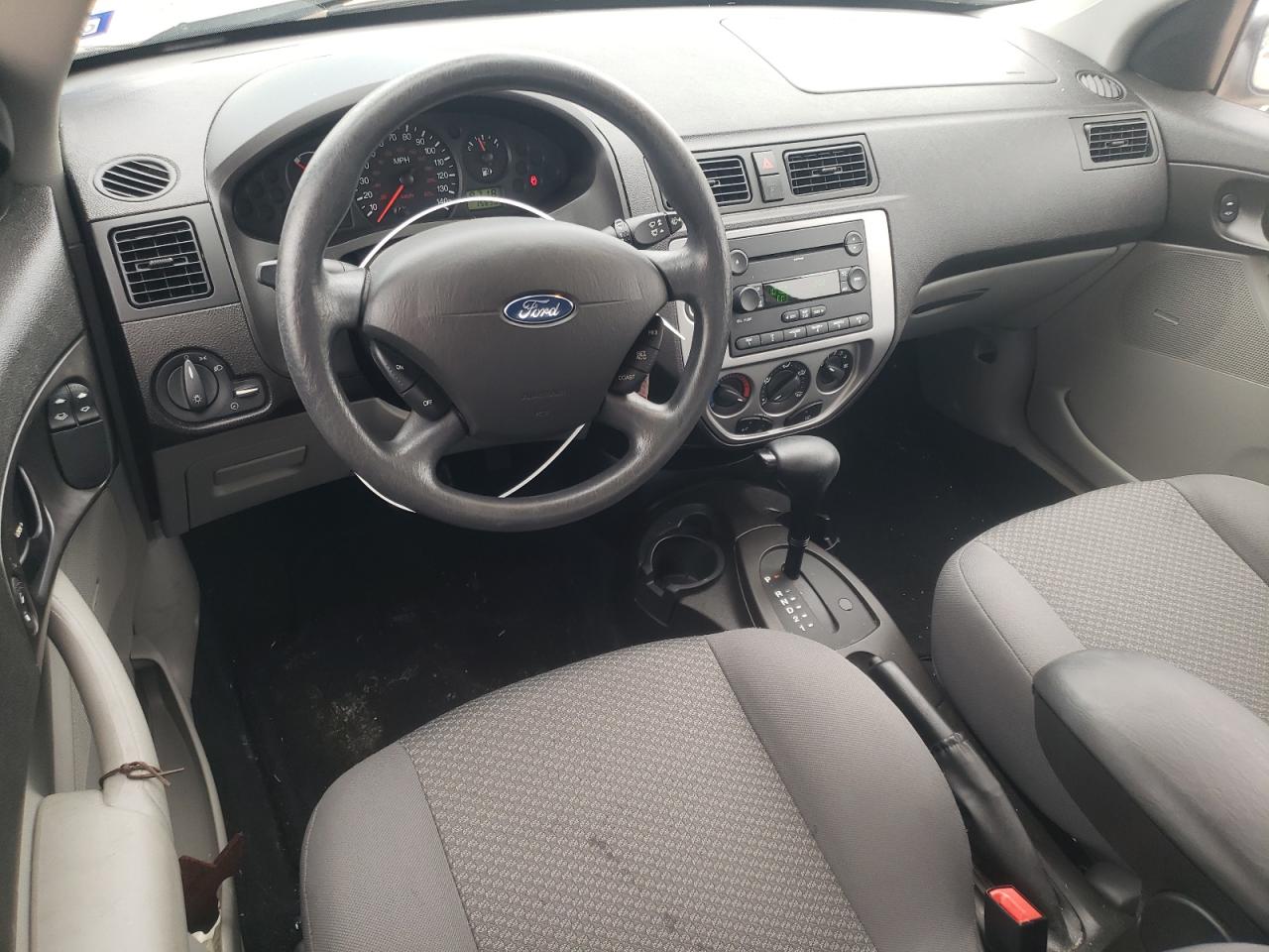 2007 Ford Focus - Image 8
