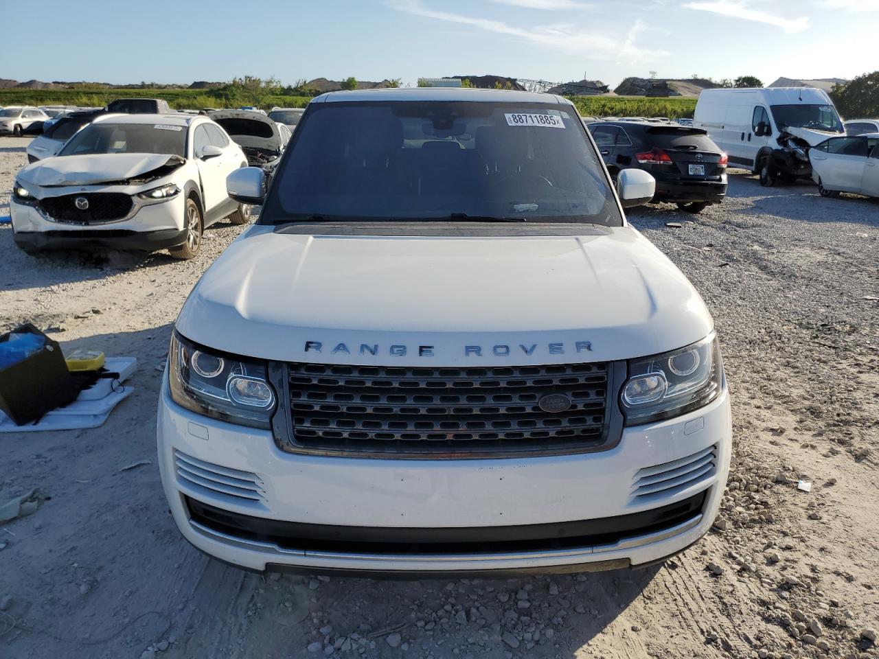 2017 Land Rover Range Rover - Image 5