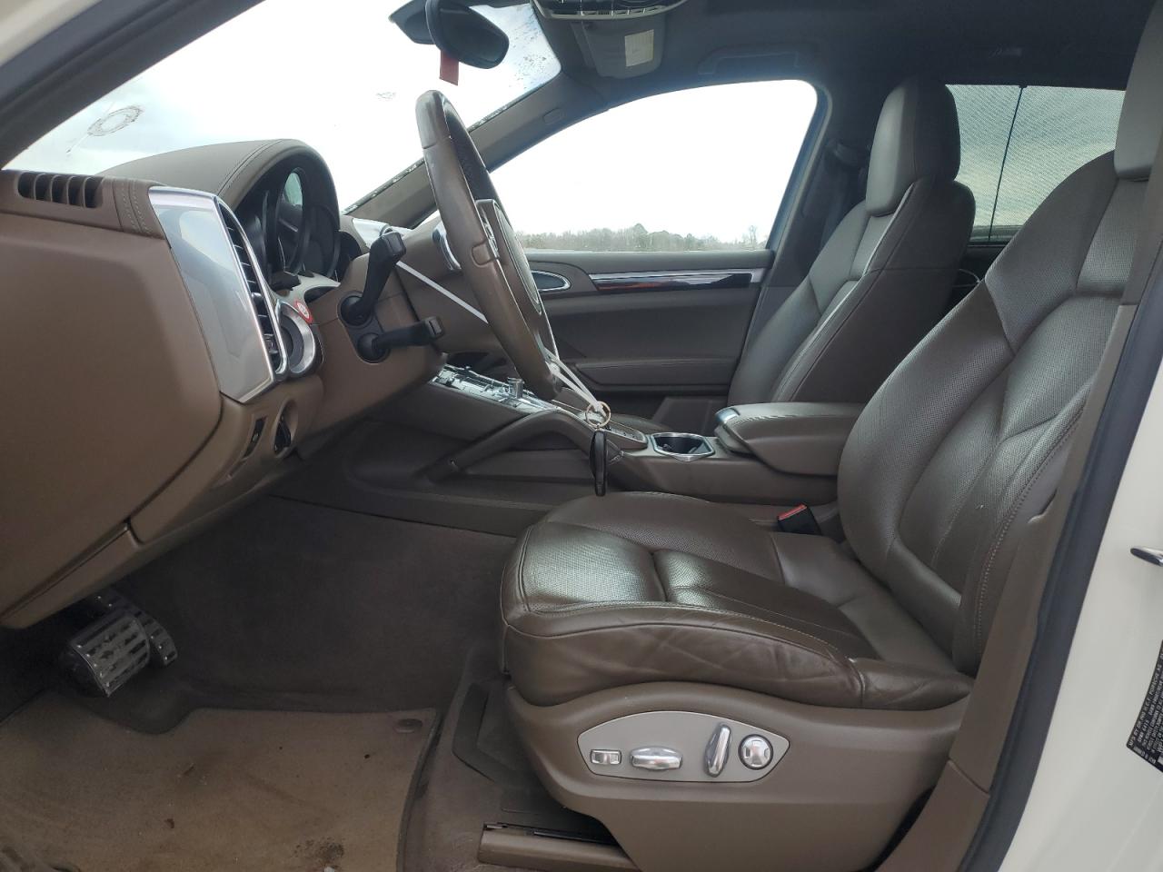 2011 Porsche Cayenne - Image 7