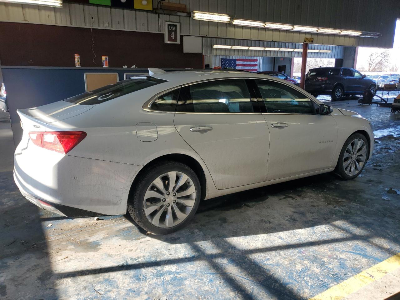 2017 Chevrolet Malibu - Image 3