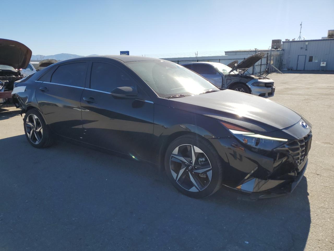 2023 Hyundai Elantra - Image 4