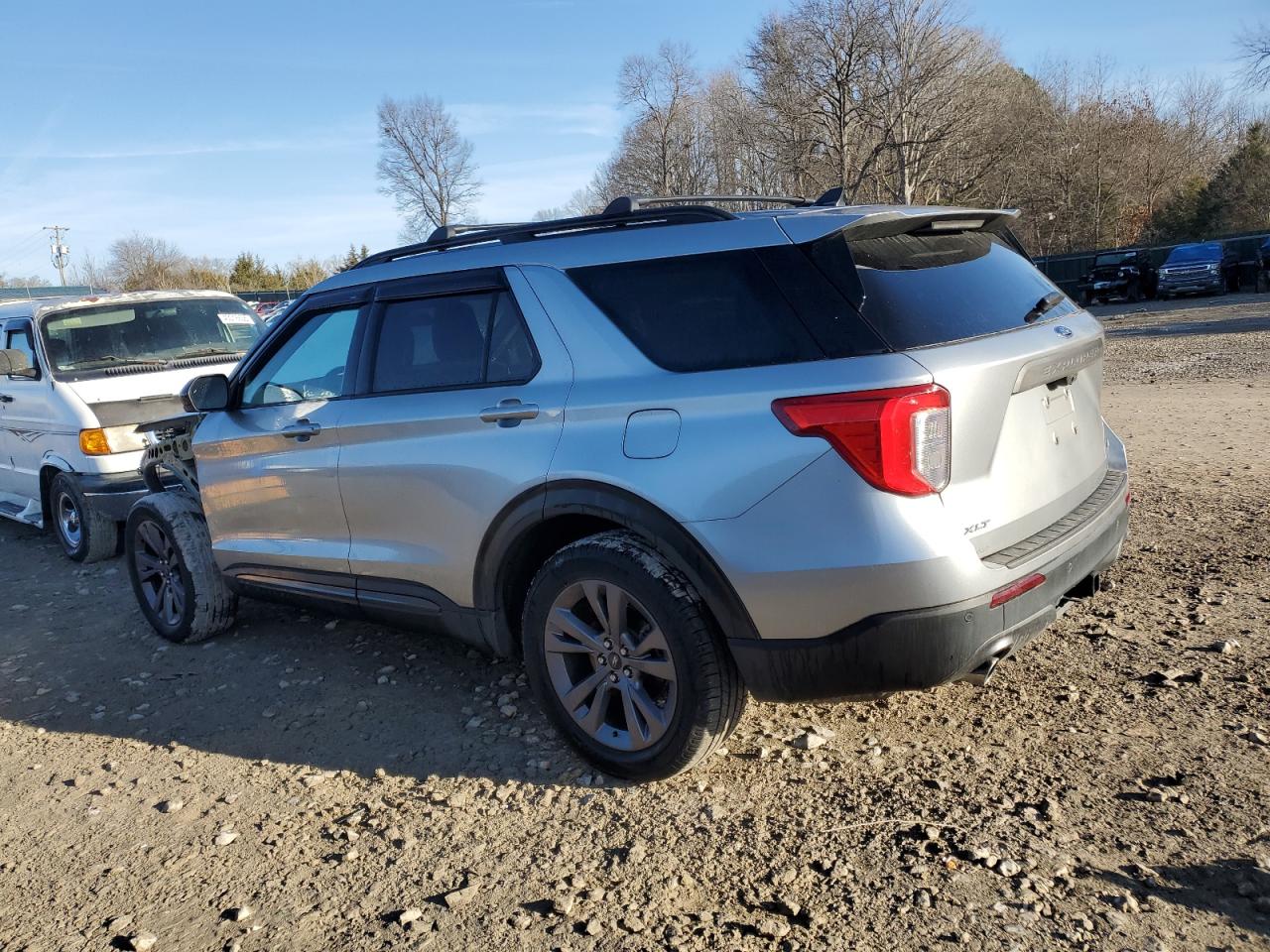 2022 Ford Explorer - Image 2