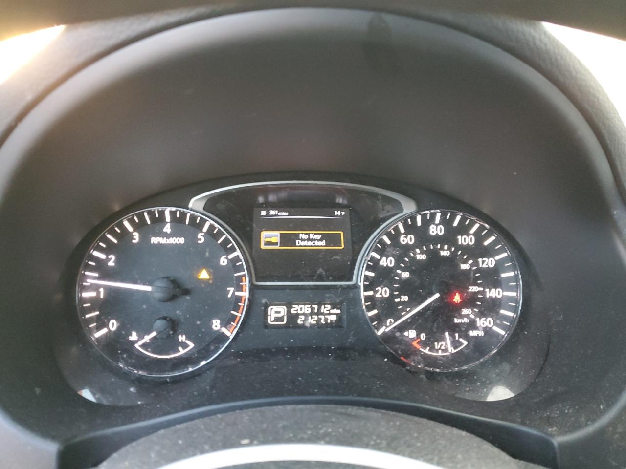2014 Nissan Altima - Image 9