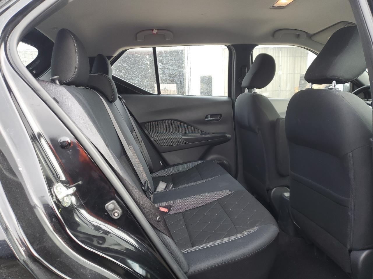 2020 Nissan Kicks - Image 10