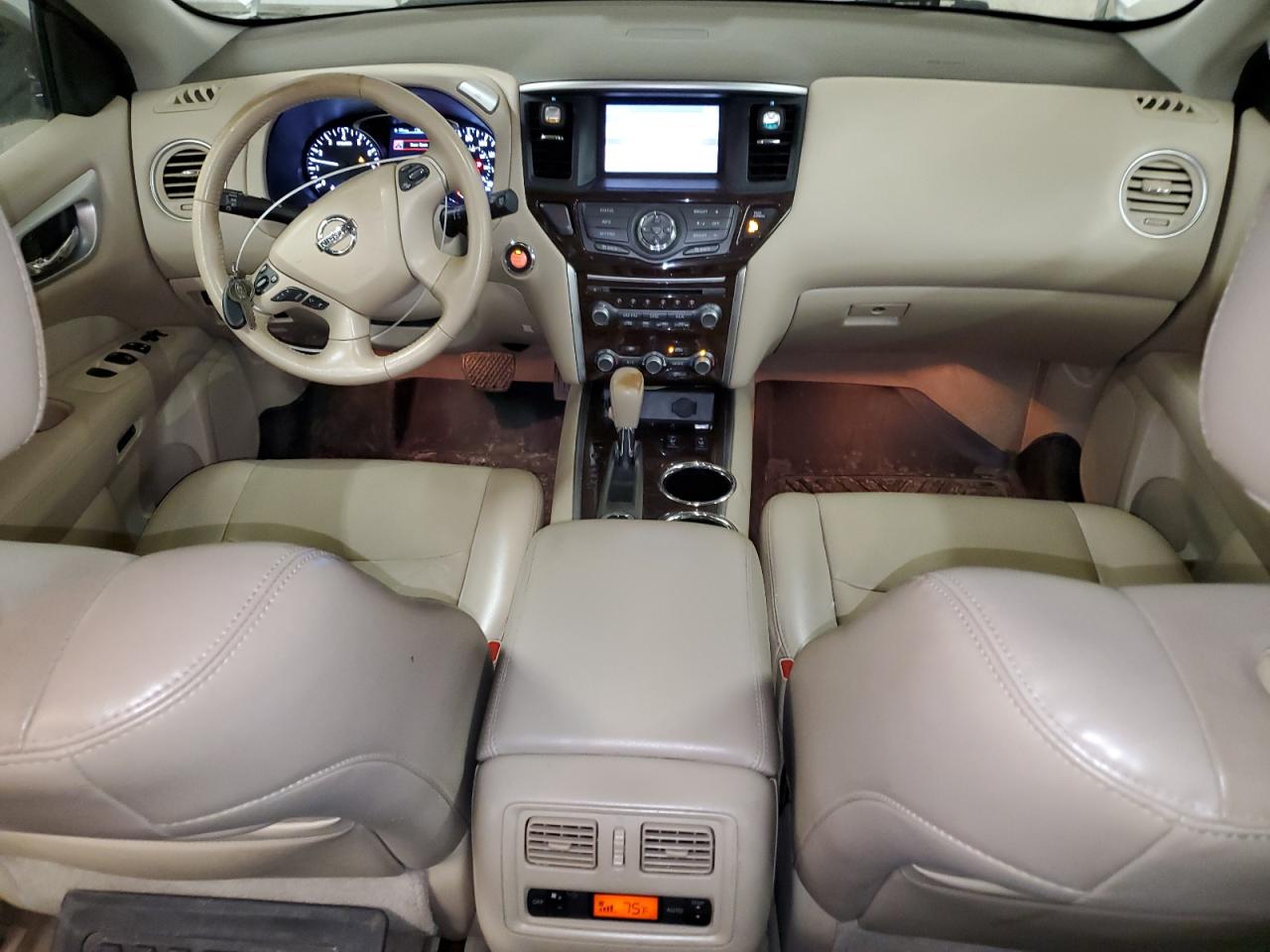 2014 Nissan Pathfinder - Image 8